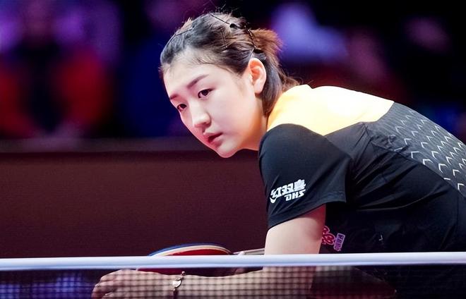 场地周长为 场地周长为